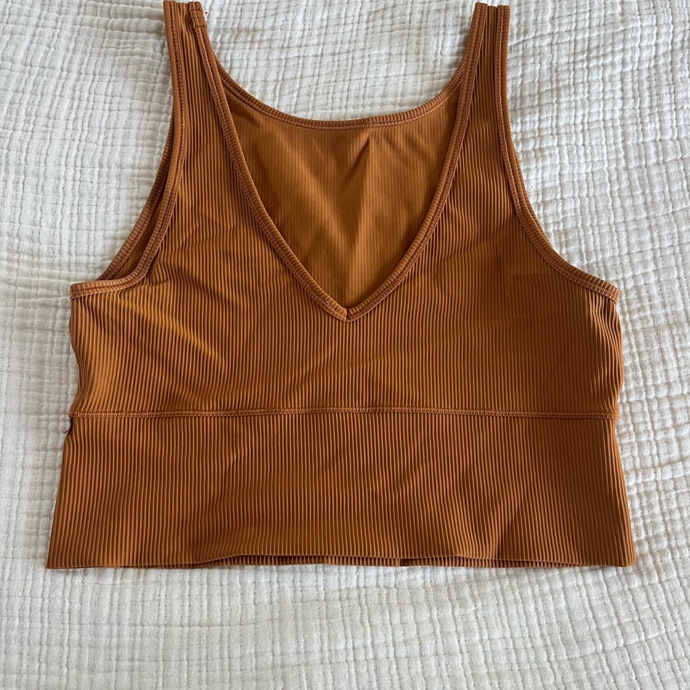 Lululemon reversible crop top size 8 worn once